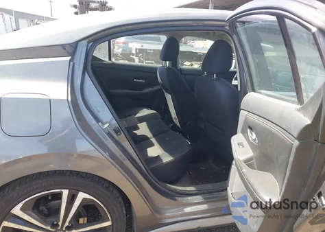 2021 Nissan Sentra Sr Xtronic Cvt z USA, uszkodzony, nr VIN 3N1AB8DVXMY292340